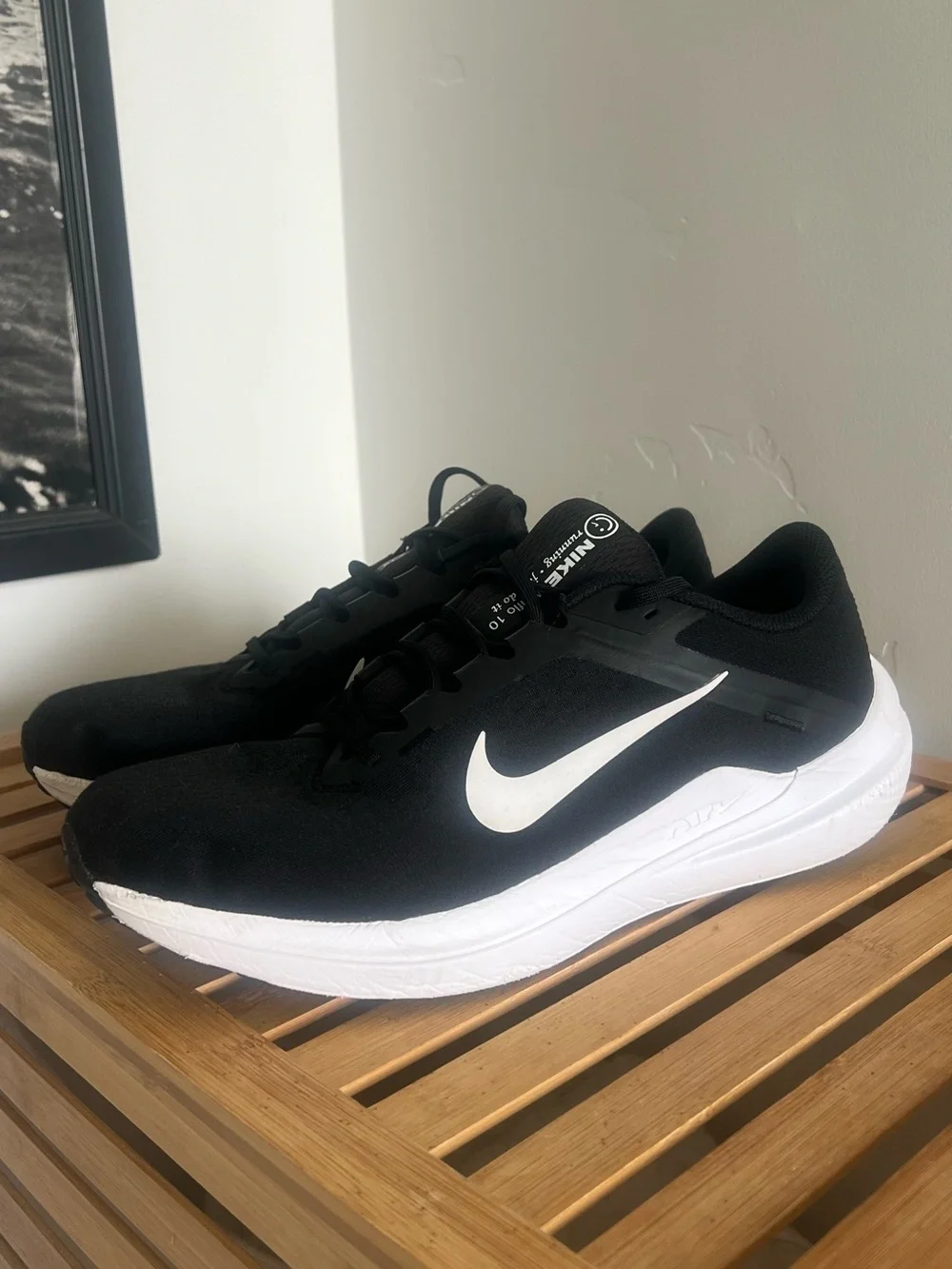 Nike Men's Air Winflo 10 Black/White Was worn once